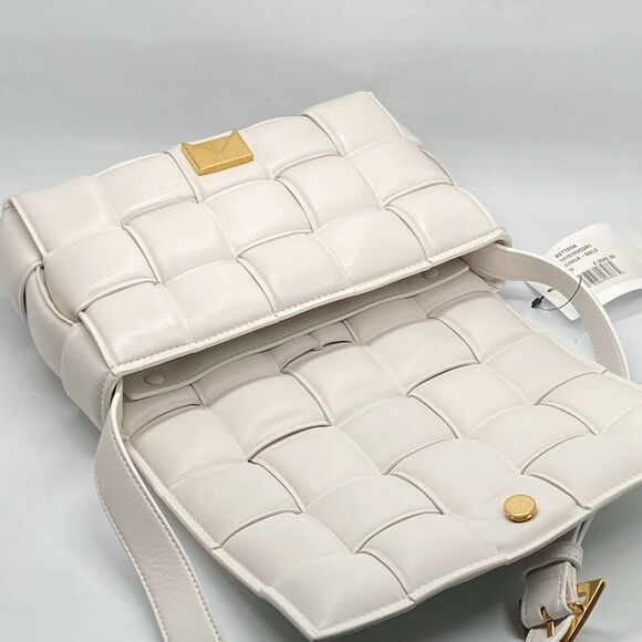 Bottega Veneta The Cassette Padded Leather Crossbody Bag - Picture 11 of 16